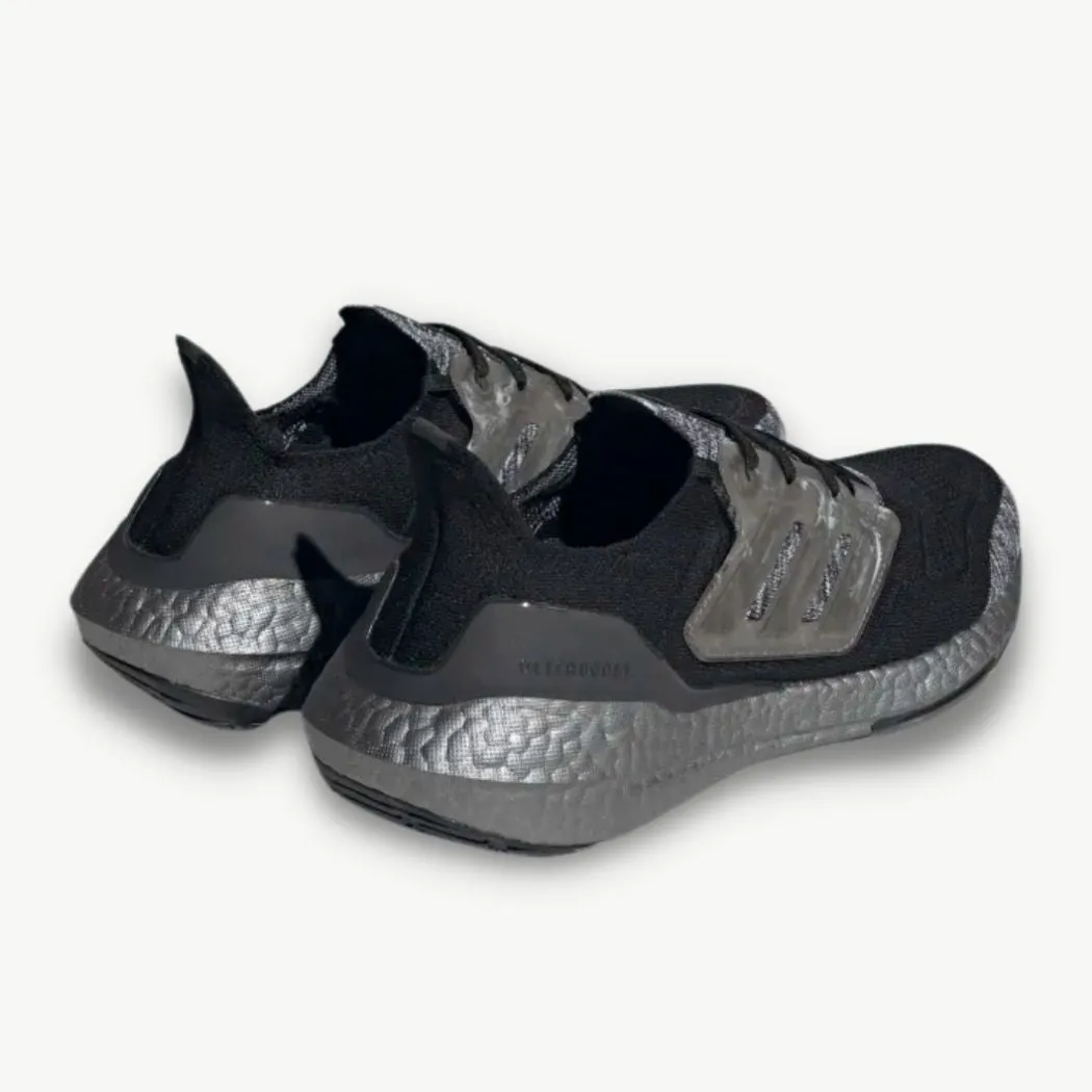 adidas Ultraboost 22 Men's Running Shoes