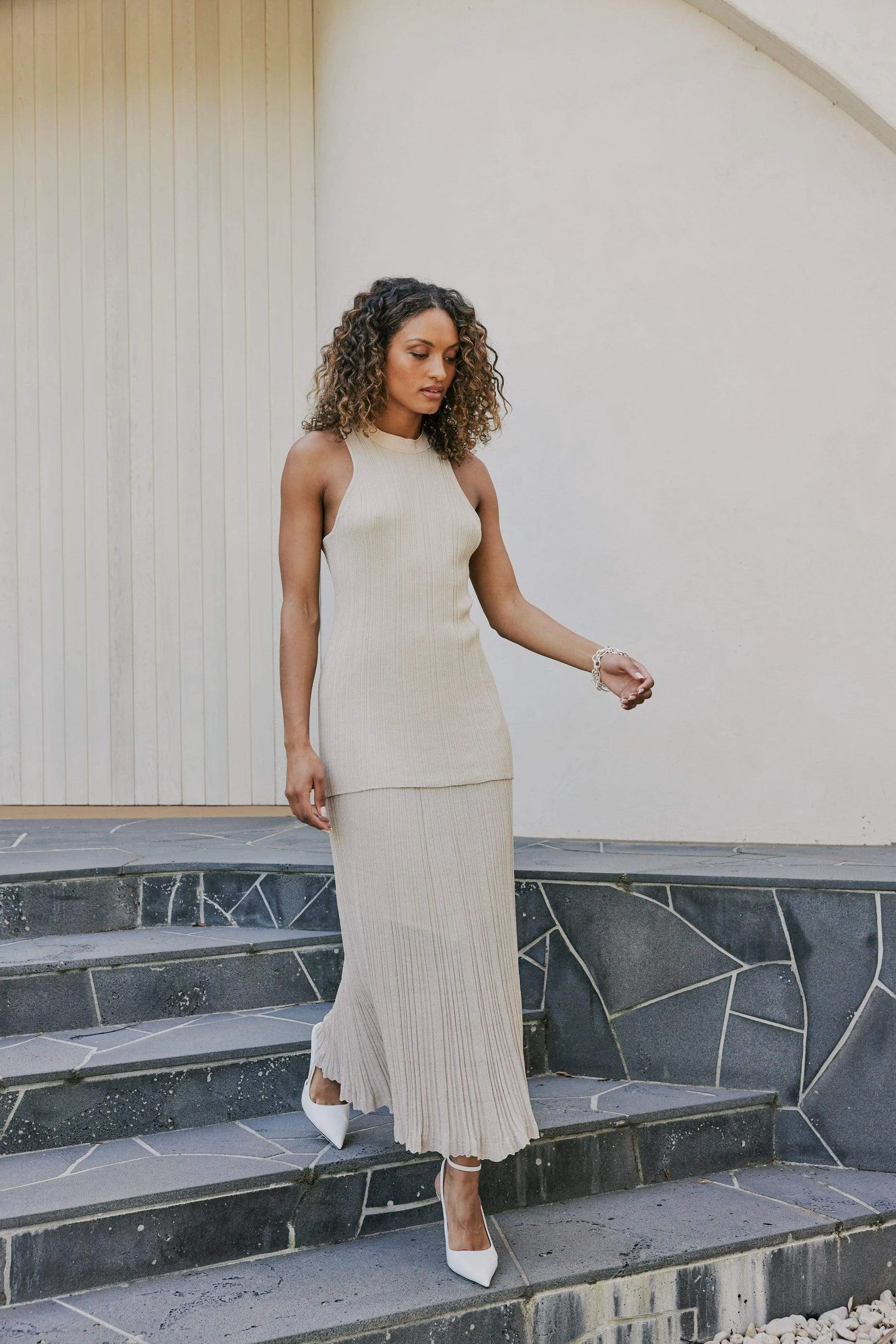CURAAE Savannah Ribbed High Neck Sleeveless Knit Set In Beige
