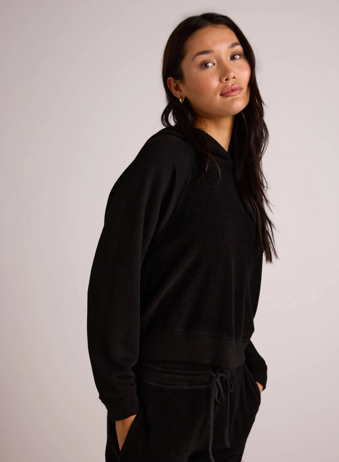 French Terry Raglan Hoodie Sweatshirt - Black