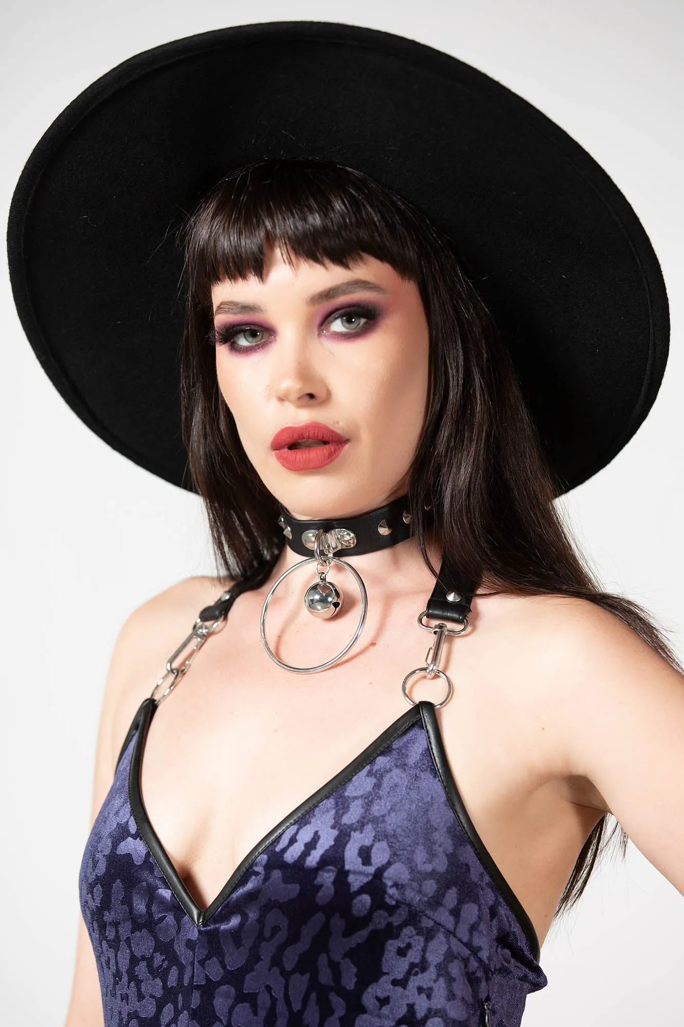 Milk Mad Choker