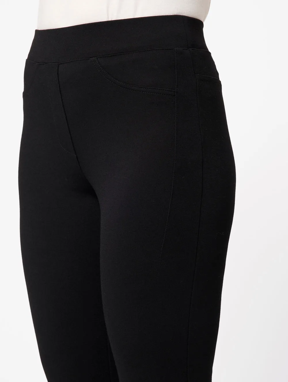 Moda Short Length Pant