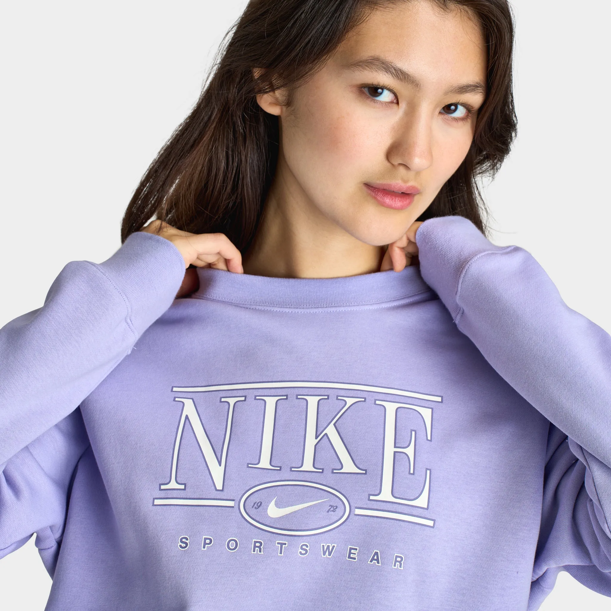 Nike Sportswear Women's Logo Crewneck / Lilac Ice