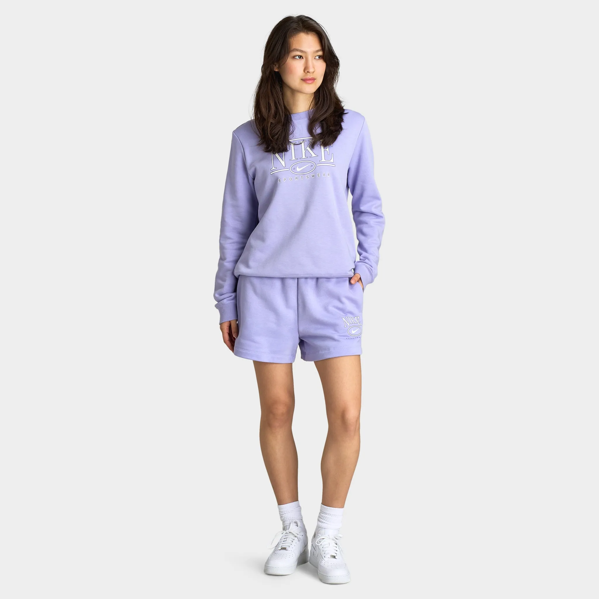 Nike Sportswear Women's Logo Crewneck / Lilac Ice