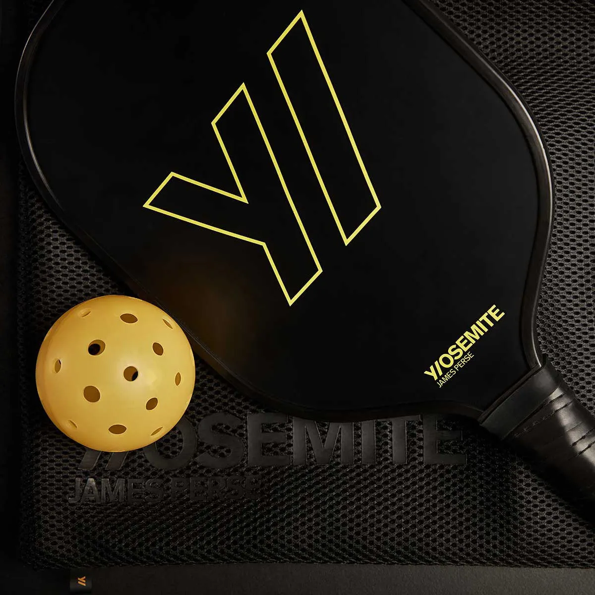 Pickleball Paddle Set with Mesh Bag - Black/Yellow