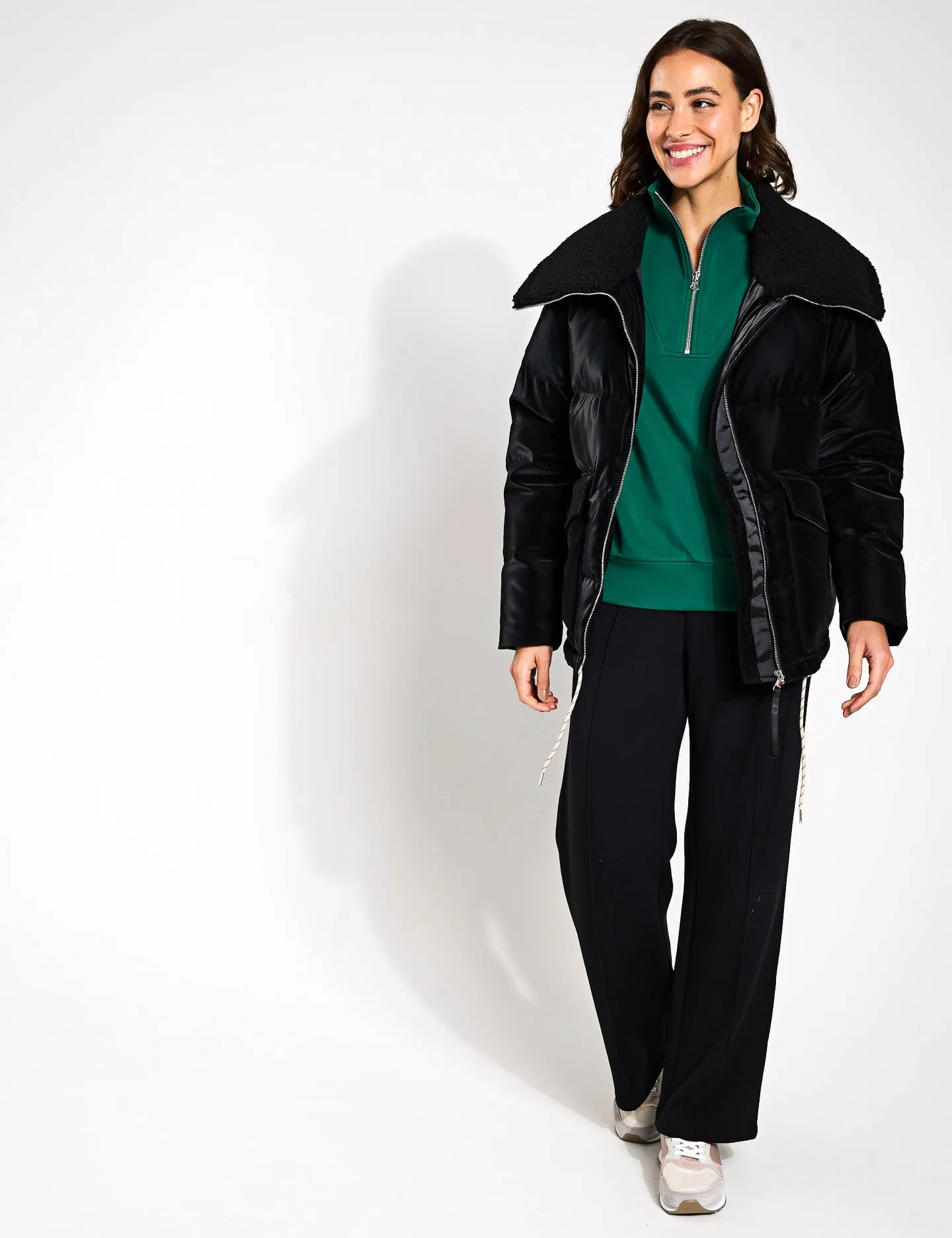 Roseville Down Jacket - Black